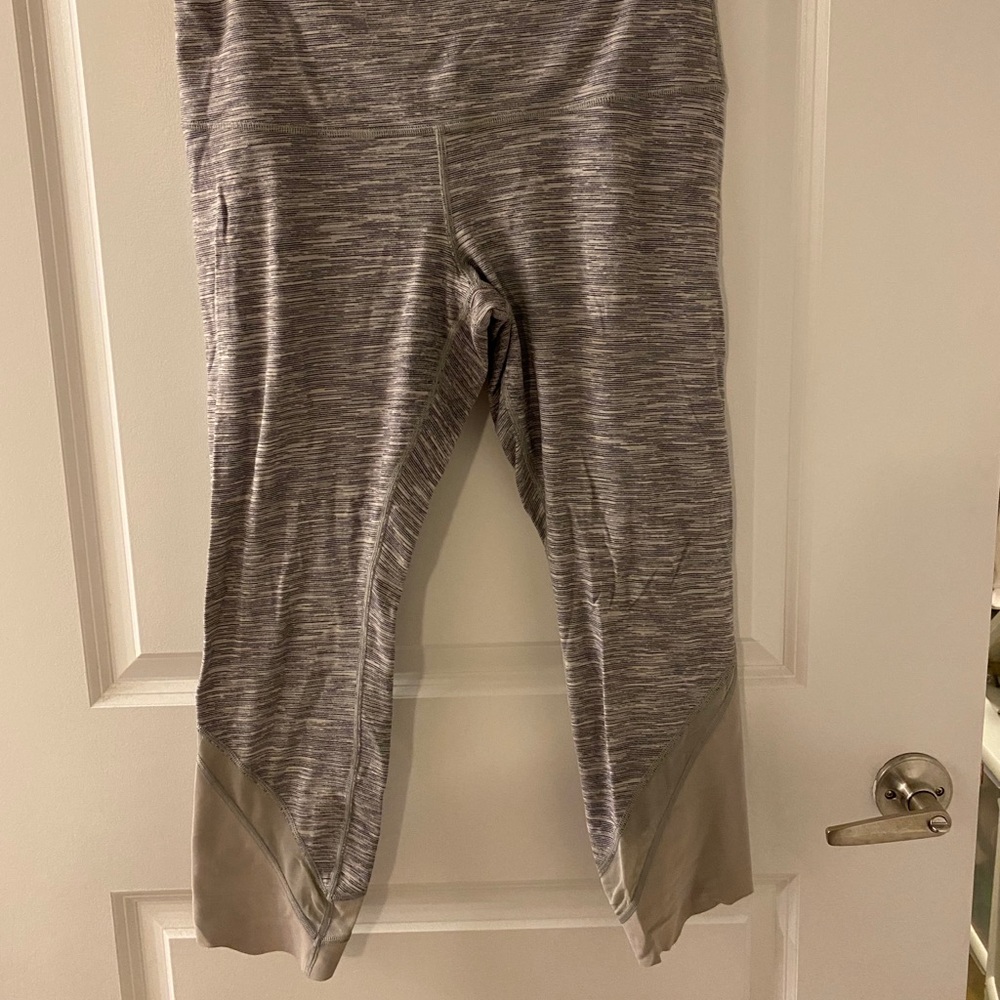 Cropped Lululemon leggings